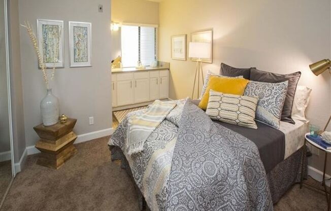 2 beds, 2 baths, 936 sqft, $2,550, Unit 0209