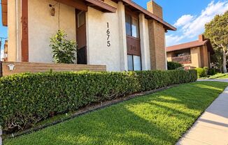 LOMA AVENUE APARTMENTS