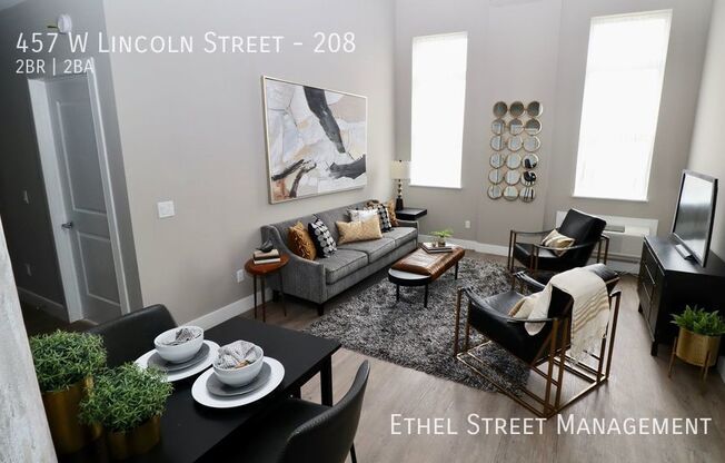 457 W Lincoln St
