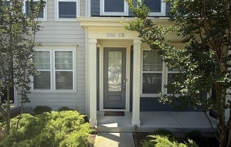 2800 BEDFORD GRN DR