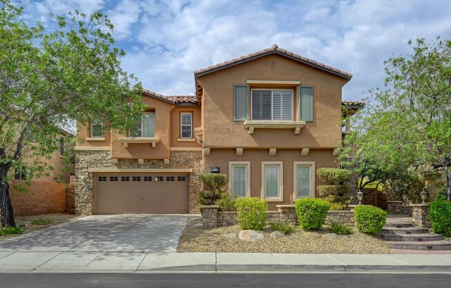 5 Bedrooms all with attached bathrooms! Pool & Spa!! Upgrades Galore!