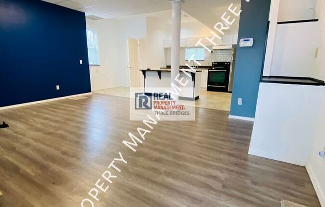 1293 PURCELL AVE