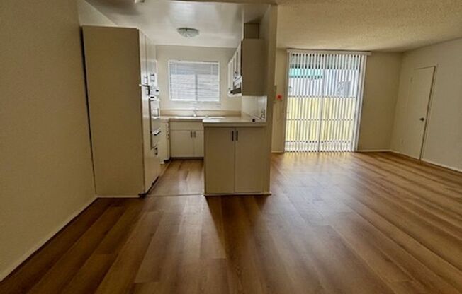 1 bed, 1 bath, $1,995, Unit 12