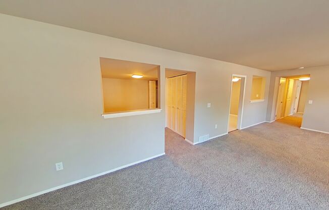 Remodeled 2 Bedroom, 2 Bathroom