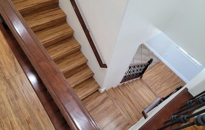 3 beds, 2.5 baths, $1,995