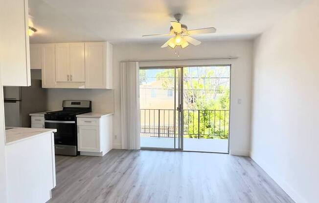 9719 REGENT ST