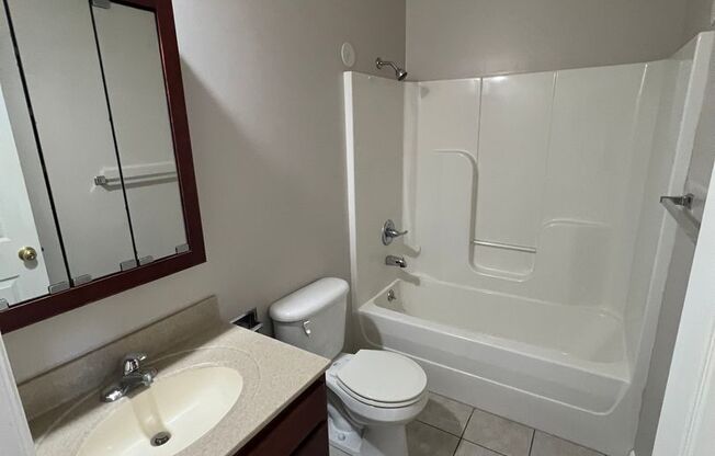 2 beds, 2 baths, $1,050