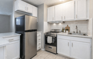 Welcome to Lynwood Apartments