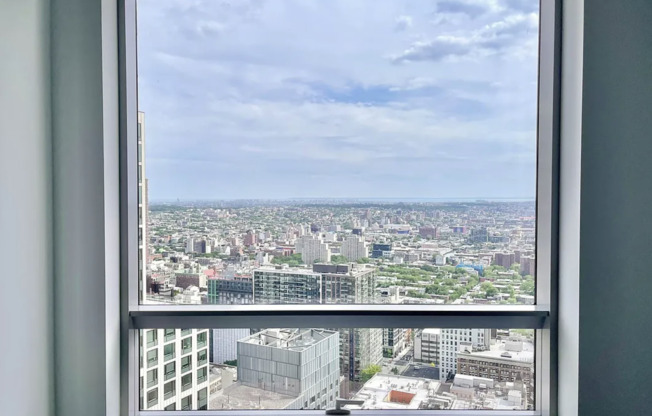1 bed, 1 bath, 768 sqft, $5,500, Unit 45J