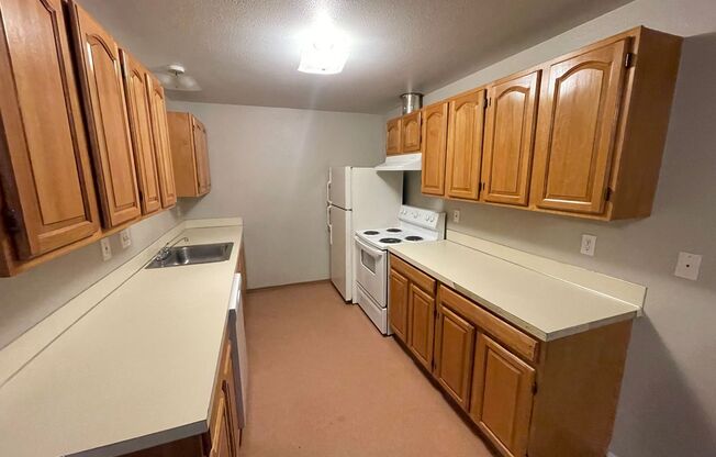 2 beds, 1 bath, 948 sqft, $1,175, Unit 1511