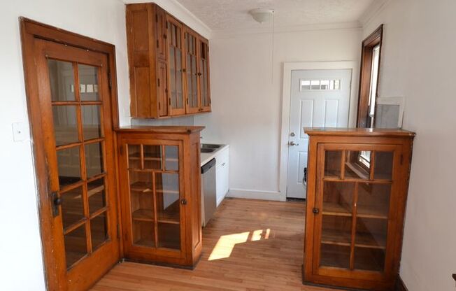 Studio, 1 bath, 700 sqft, $1,350, Unit 4828H-1N