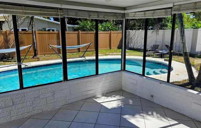 4360 NE 13TH AVE OAKLAND PARK, FL 33334