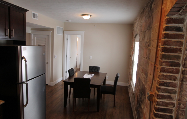 2 beds, 1 bath, 1,150 sqft, $1,470, Unit 6