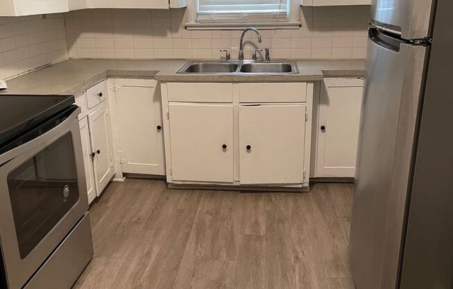 Renovated Great Two Bedroom  in Historic Wesley Heights!