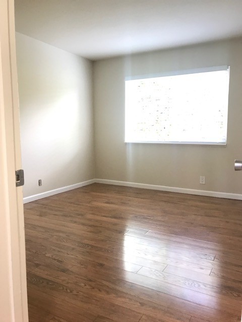 2 beds, 1 bath, 800 sqft, $2,395, Unit 925 Pomeroy Unit 04