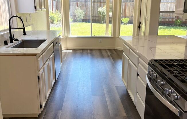 Newly updated 4 bedroom west Roseville home