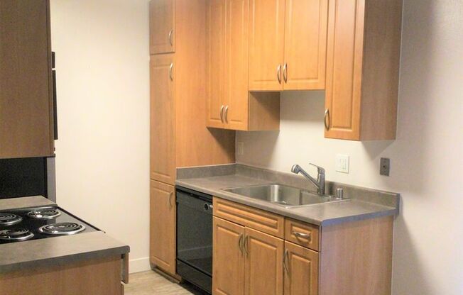 1 bed, 1 bath, 750 sqft, $2,225, Unit 090