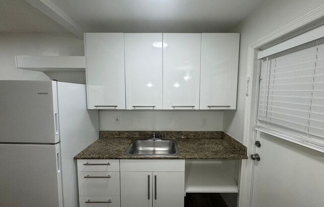 1 bed, 1 bath, 600 sqft, $1,595, Unit 3