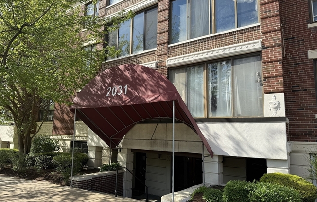 2031 Commonwealth Ave.