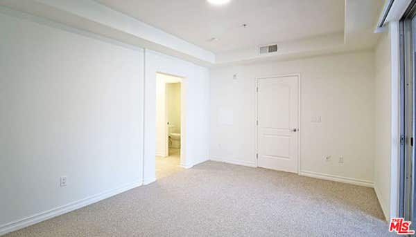 1 bed, 1 bath, 1,050 sqft, $3,100, Unit 426