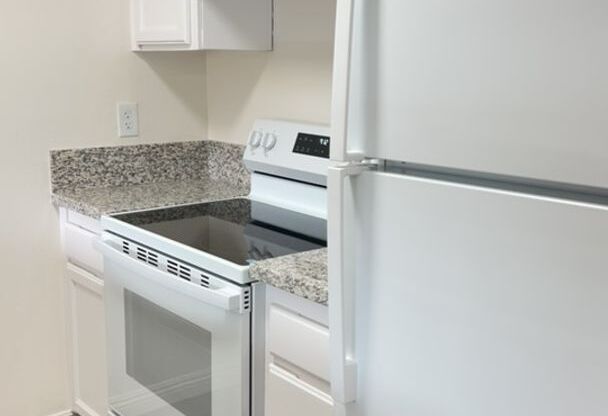 Stratford Arms Apartments
