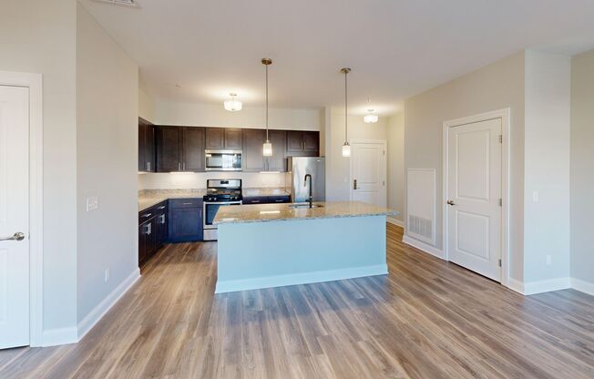 1 bed, 1 bath, 775 sqft, $2,325, Unit 5204