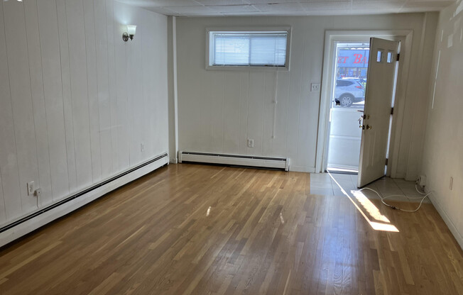 405 SOMERVILLE AVE