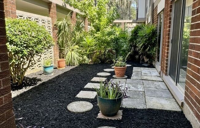 1 bed, 1 bath, $999
