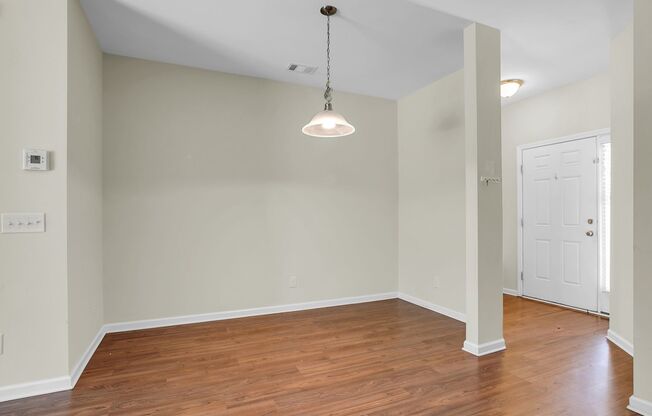 3 Bedroom 2.5 Bathroom Townhome in Richmond Hill Plantation - Richmond Hill - Available May 10.