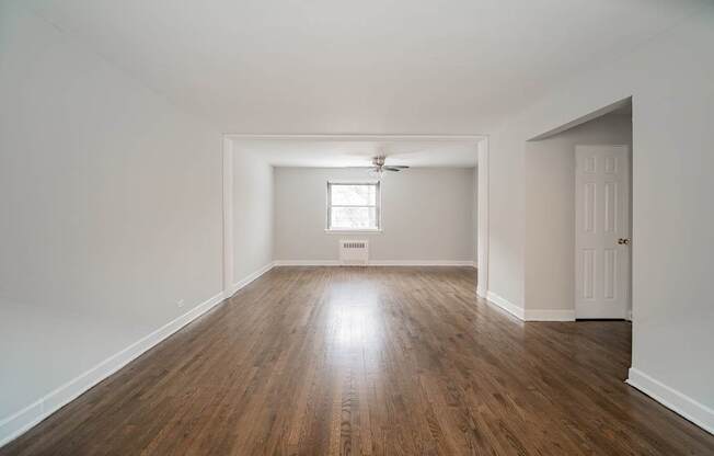 Living Room 7361-1S