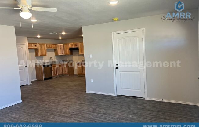 3 beds, 2 baths, $1,450