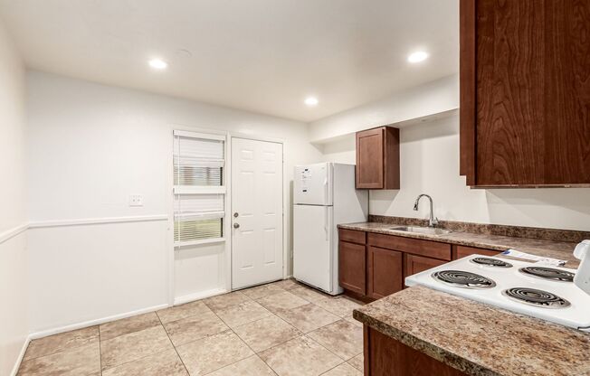 3201 N. 36th St.