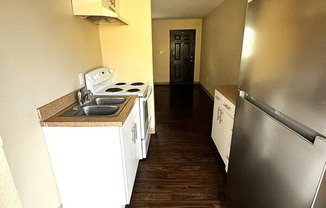 541 S COTTAGE HL RD