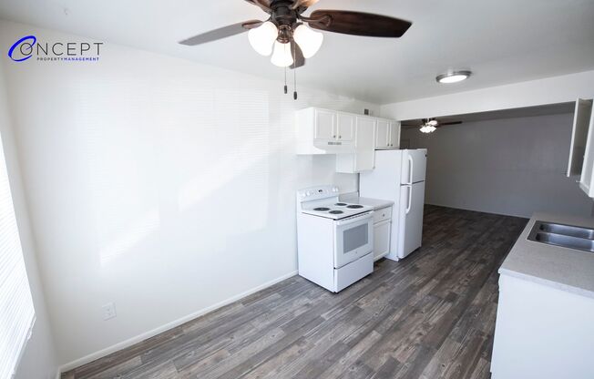 2 beds, 1 bath, 810 sqft, $1,249, Unit 01