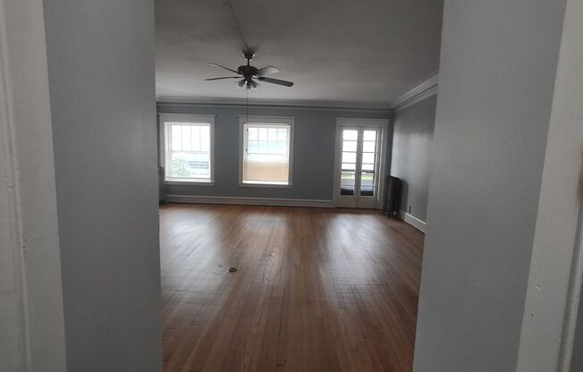 Studio, 1 bath, 230 sqft, $850, Unit 021