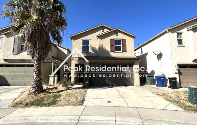 Wonderful Sacramento 4bd/2.5ba Home with 2 Car Garage