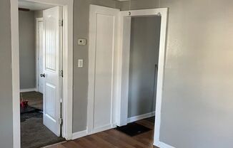 2 beds, 1 bath, $1,050