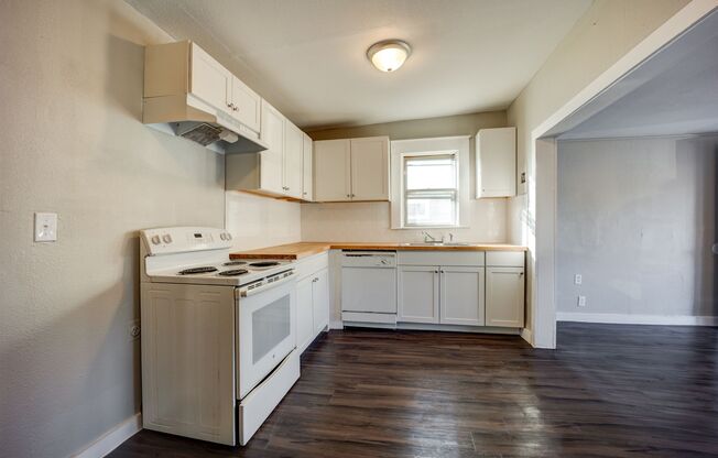 Freshly Updated 3 Bedroom House