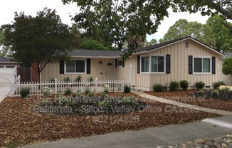 2113 PARKWOOD WAY