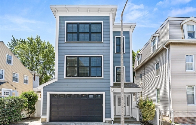 30 MIDDLE ST