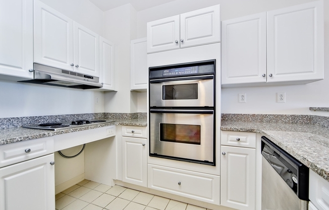 1 Cityview Ln