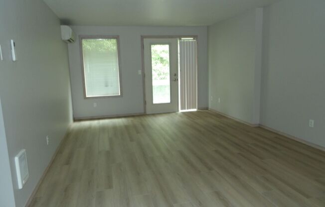 2 beds, 2 baths, 1,240 sqft, $1,940, Unit L58