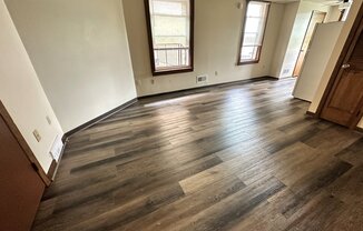 525 LARIMER AVE