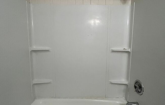 2 beds, 2 baths, 1,200 sqft, $940, Unit #12