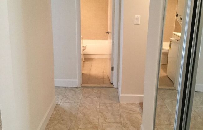 3 beds, 2 baths, 1,043 sqft, $2,500, Unit 5323 #1