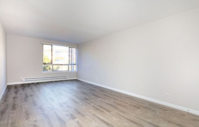 2 beds, 1 bath, 750 sqft, $2,495, Unit 101