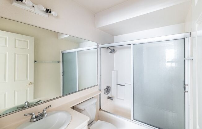 10737 La Grange Avenue