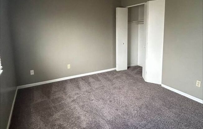 1 bed, 1 bath, 650 sqft, $820, Unit 106