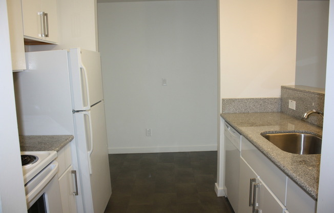 1 bed, 1 bath, 550 sqft, $2,395, Unit 107