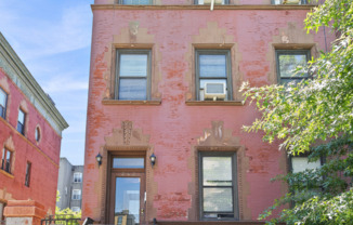 242 W 138 ST